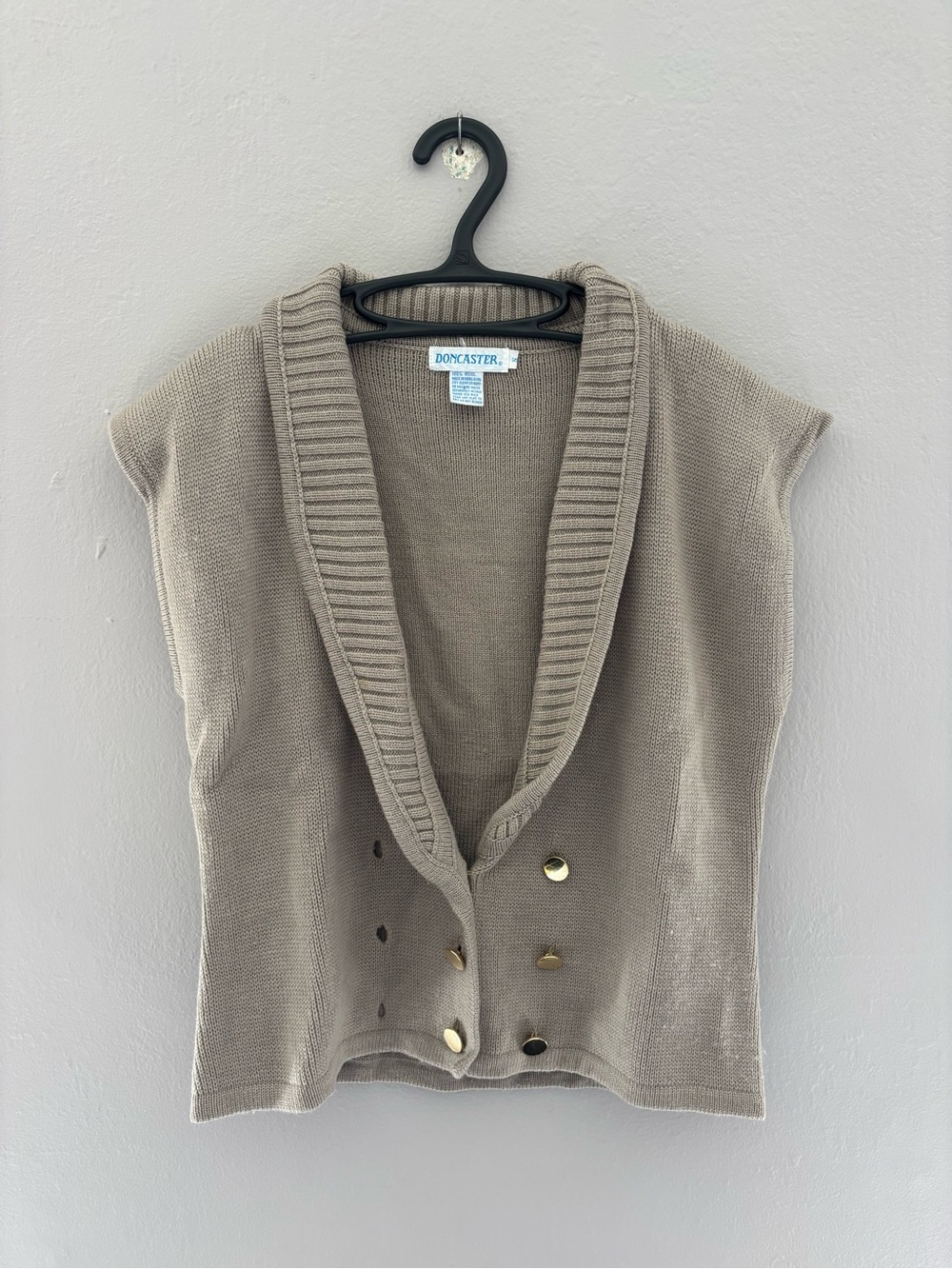 Vintage Doncaster Sweater Size Small